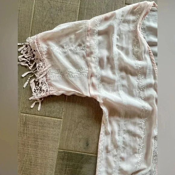 Light Pink Duster - Picture 3 of 6